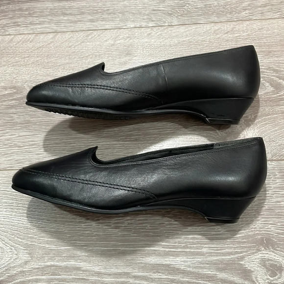 NWOT Vintage Penaljo The Fine Art of Comfort Black Leather 1 inch Heels 9 W - Picture 11 of 15